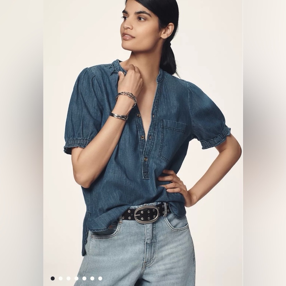 Pilcro Anthropologie Aly Puff-Sleeve Blouse Light Denim V-Neck Size Small